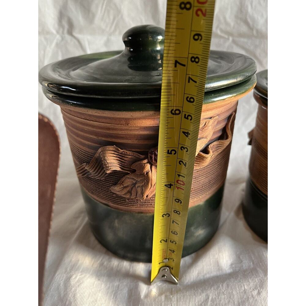 Beautiful Hand Turned Crock Set Signed - Picture 16 of 16